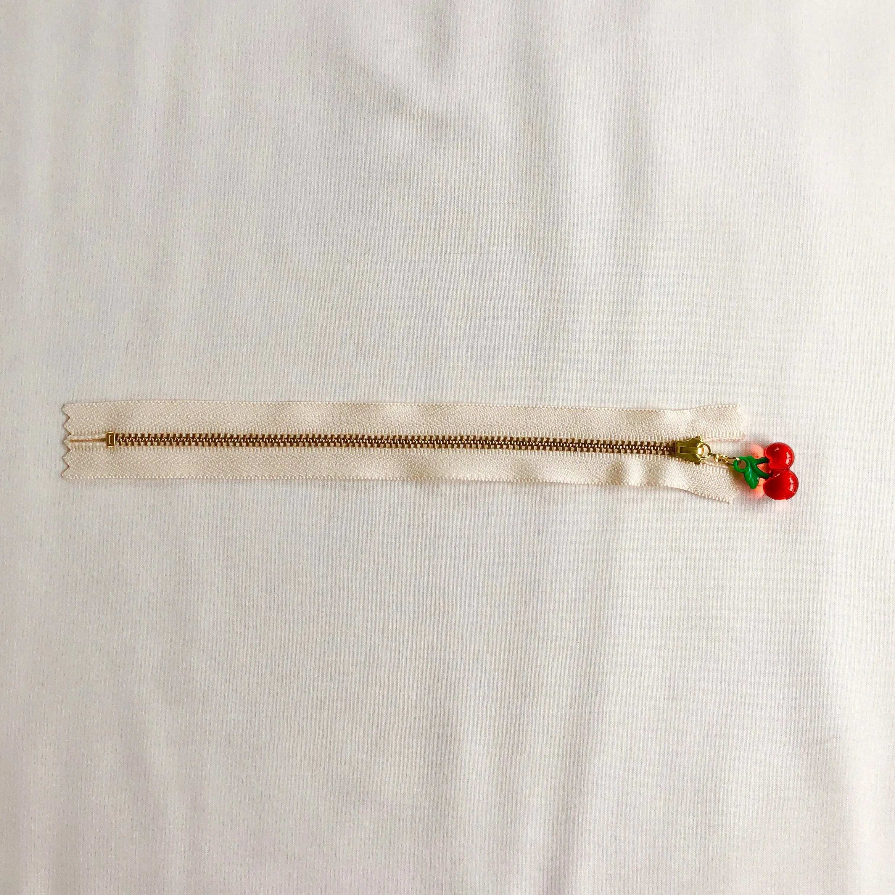 Cherry Fruit Zipper - Clear Red
