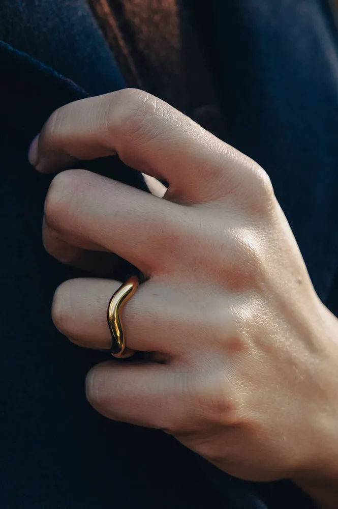 Nordic Muse Irregular Gold Band Ring