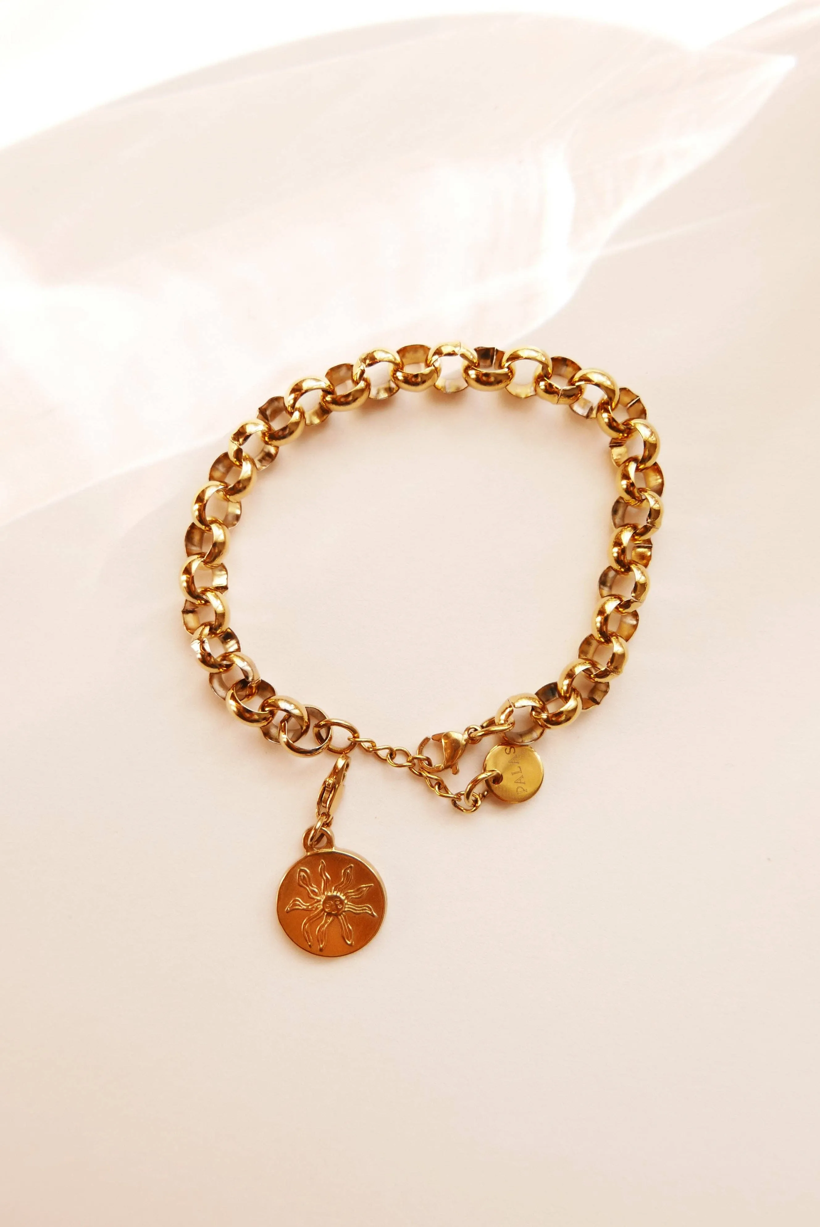 Palas Sol Sun Charm