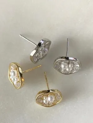 Pearl Radiance Earring