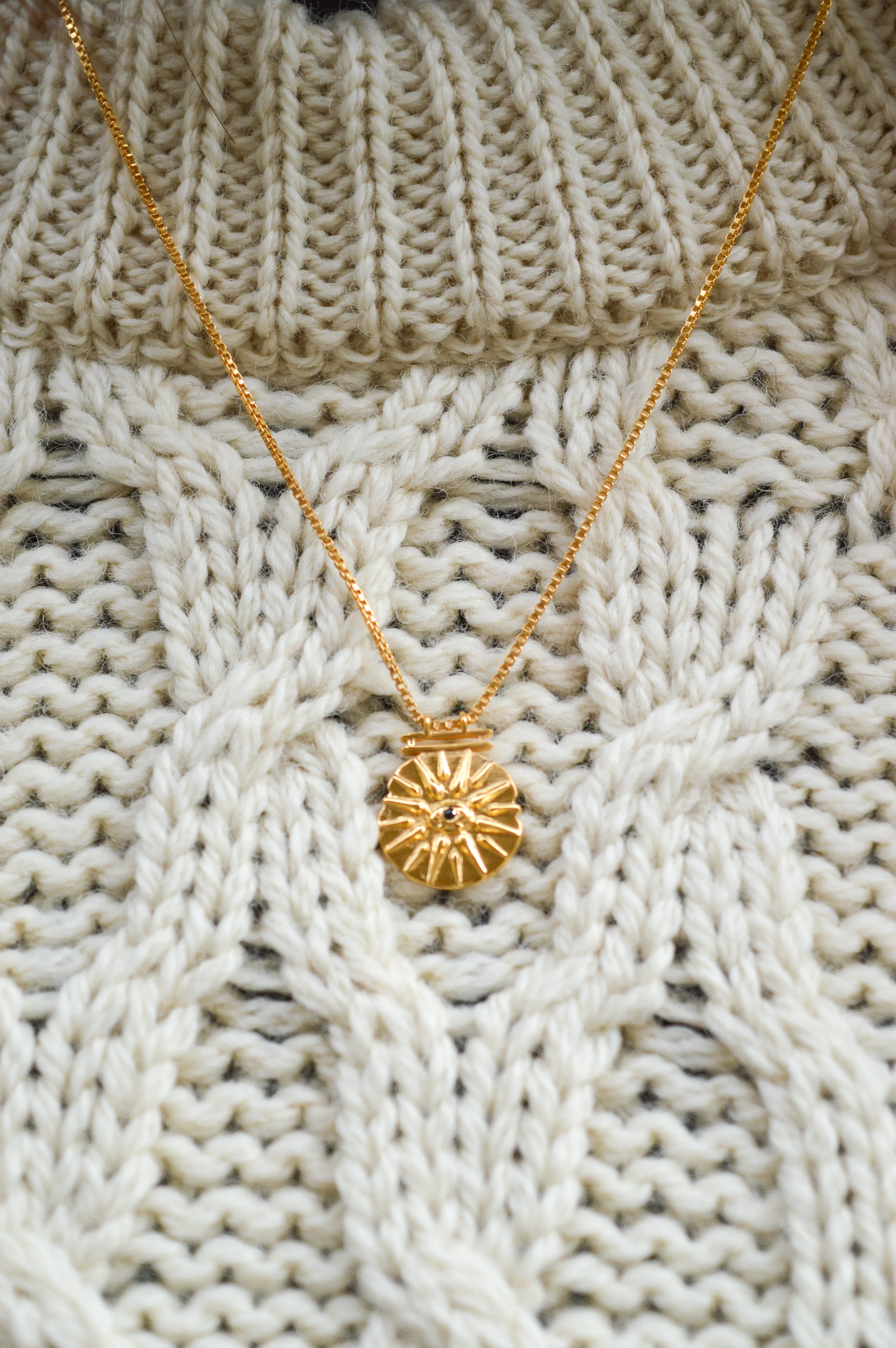 Une A Une Horus Medallion Necklace