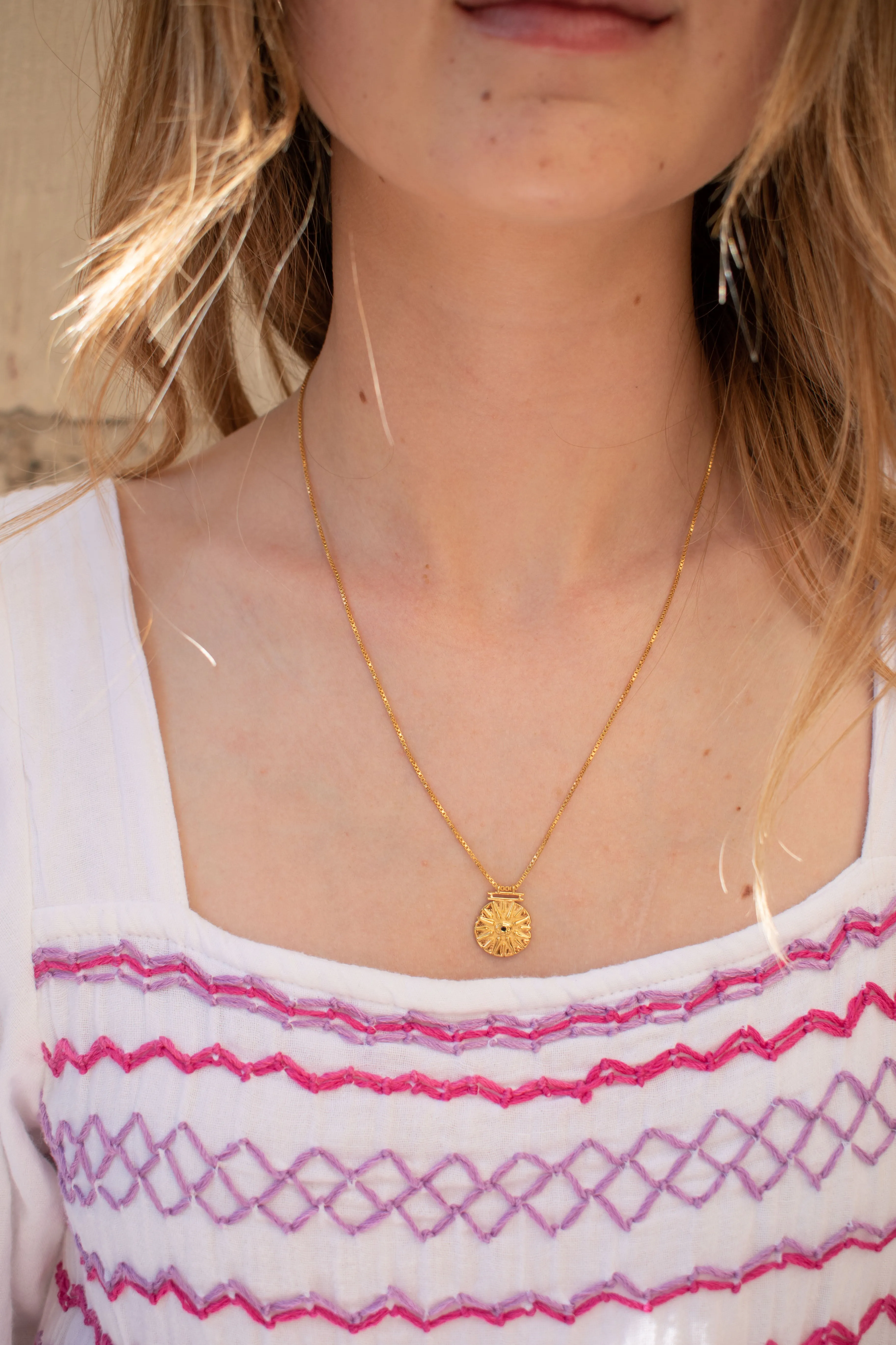 Une A Une Horus Medallion Necklace